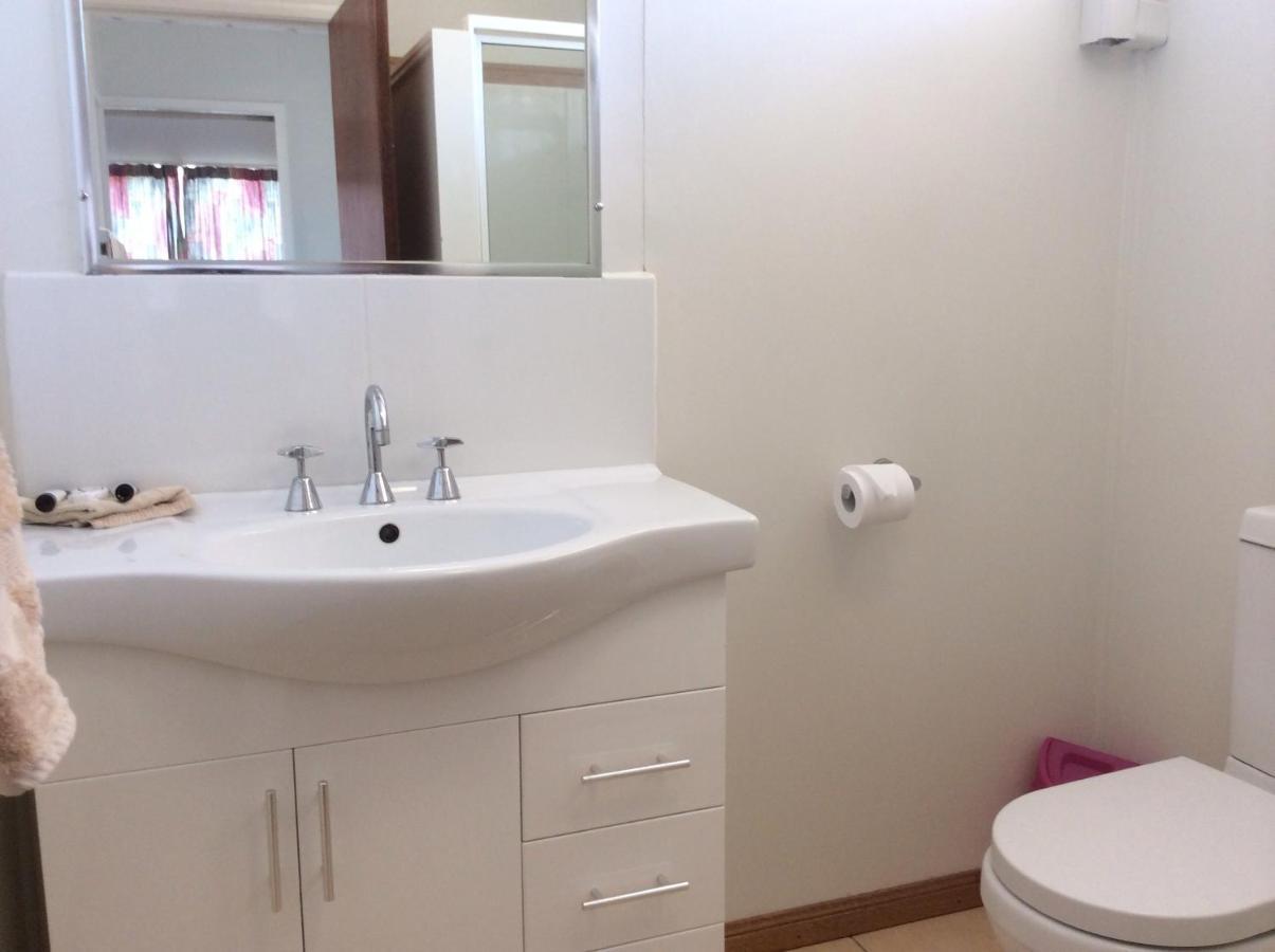 Ocean Breeze Units Apartment Bowen Cameră foto