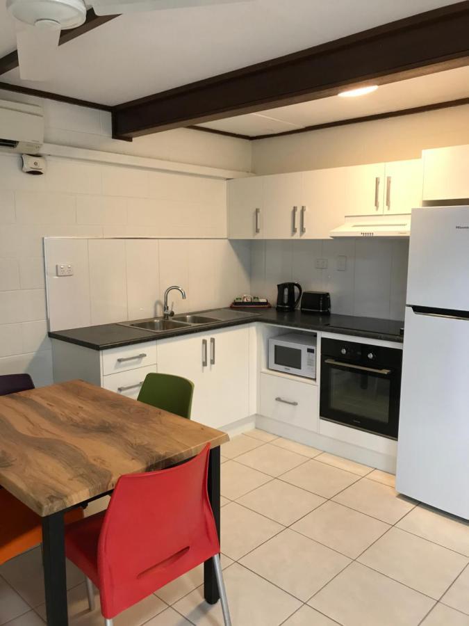 Ocean Breeze Units Apartment Bowen Exterior foto
